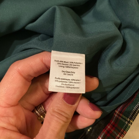 Vineyard Vines Tartan Holiday Dress - Sleeveless and Ruffles - Picture 7 of 7